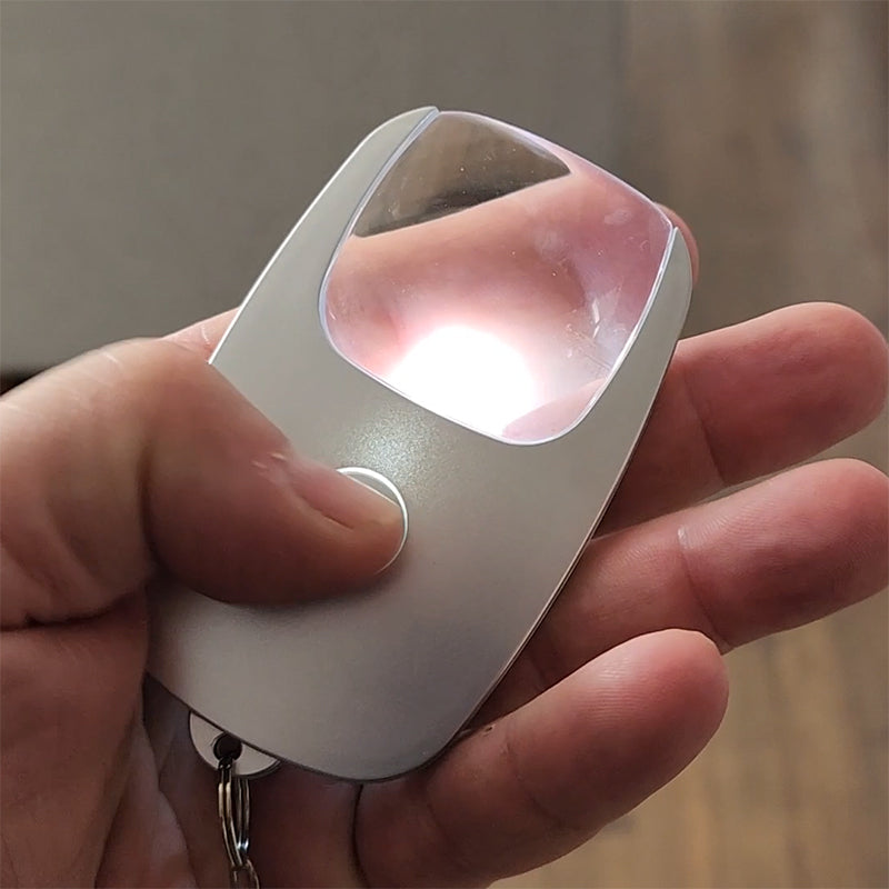 Pocket Zoom™ Recharge | Mini Magnifier With LED Light